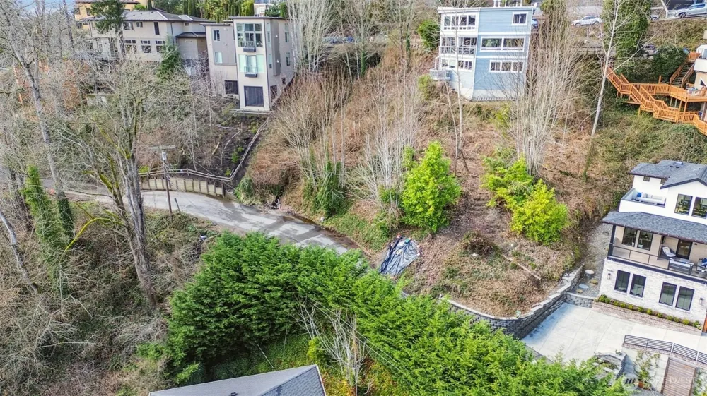 0 XXXX NE 117th Place Kirkland, WA 98034