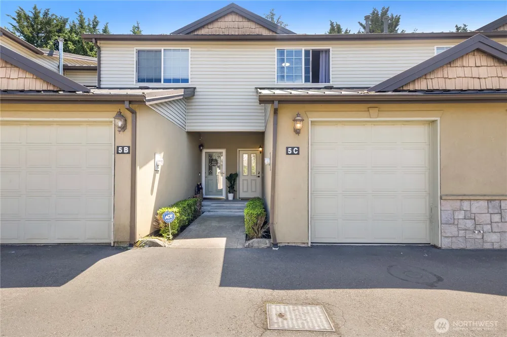 418 17th Street SE #5C Auburn, WA 98002