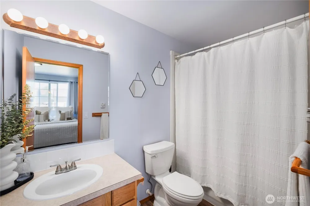418 17th Street SE #5C Auburn, WA 98002