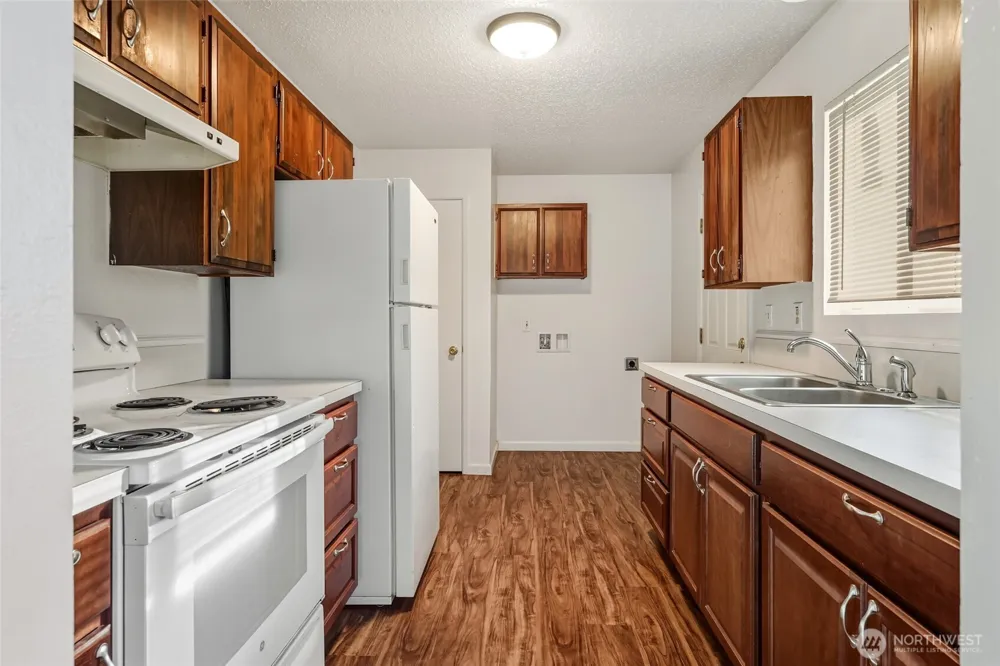 418 13th Street Elma, WA 98541