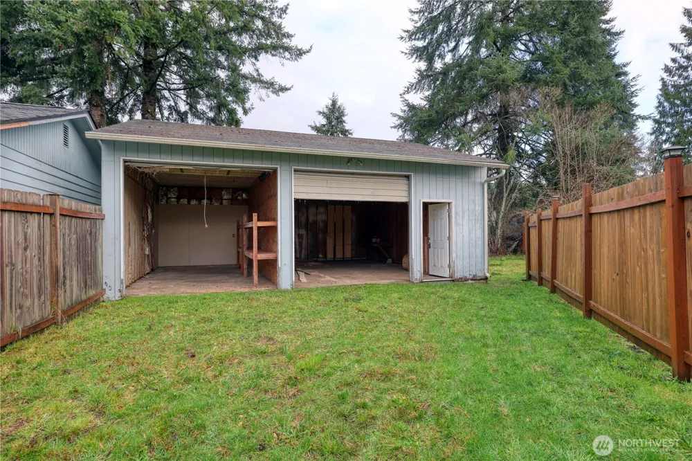 418 13th Street Elma, WA 98541