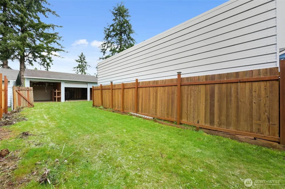 418 13th Street Elma, WA 98541