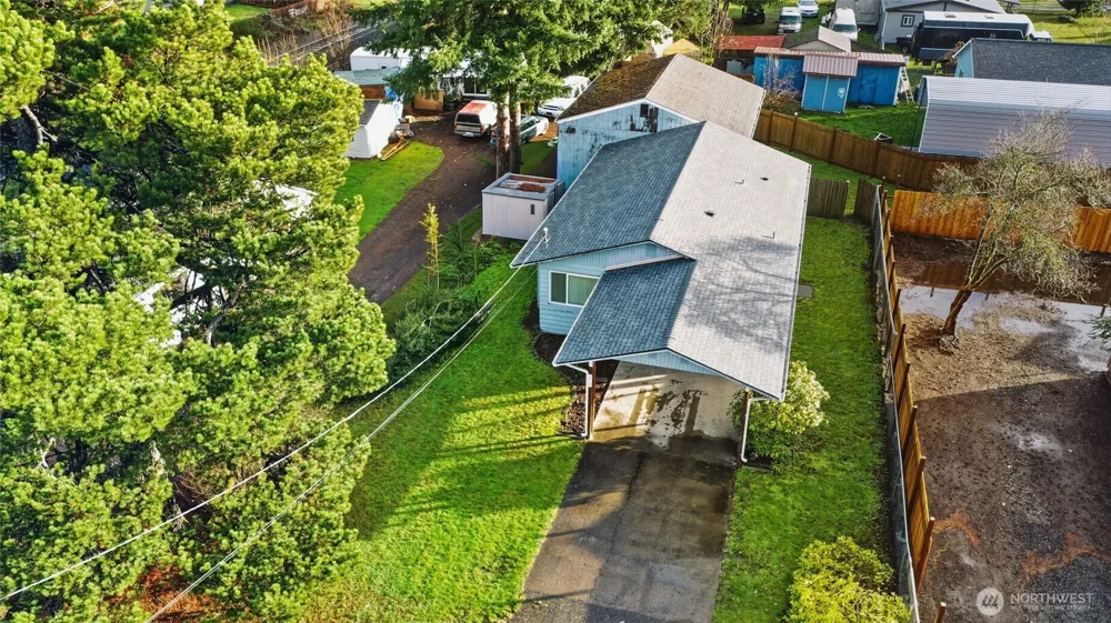418 13th Street Elma, WA 98541