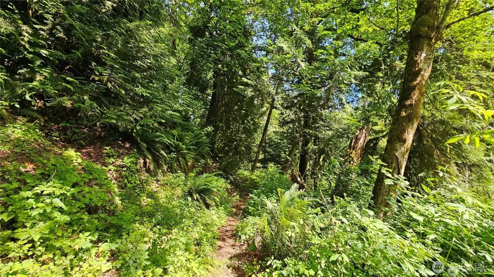 210 XX Pugh Road NE Poulsbo, WA 98370