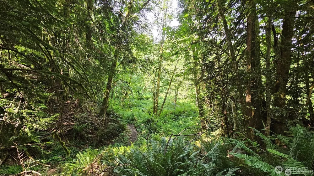 210 XX Pugh Road NE Poulsbo, WA 98370