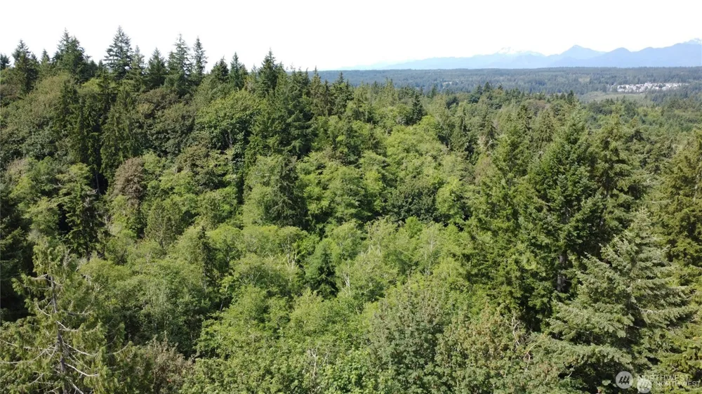 210 XX Pugh Road NE Poulsbo, WA 98370