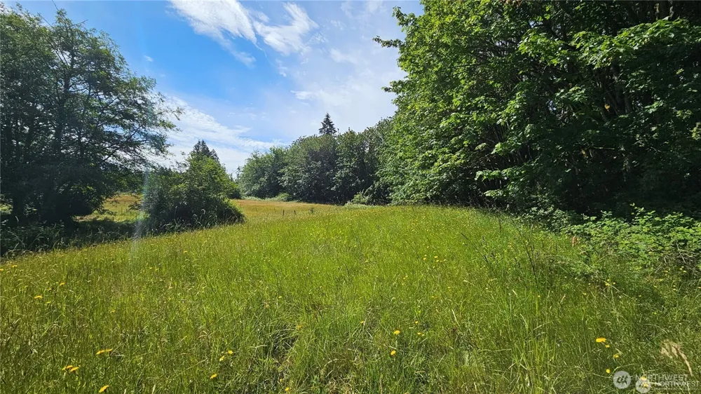 210 XX Pugh Road NE Poulsbo, WA 98370