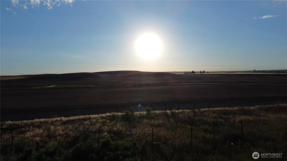 39681 Bluestem Road E Davenport, WA 99122