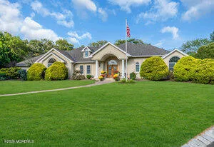 481 Eagle Point Drive