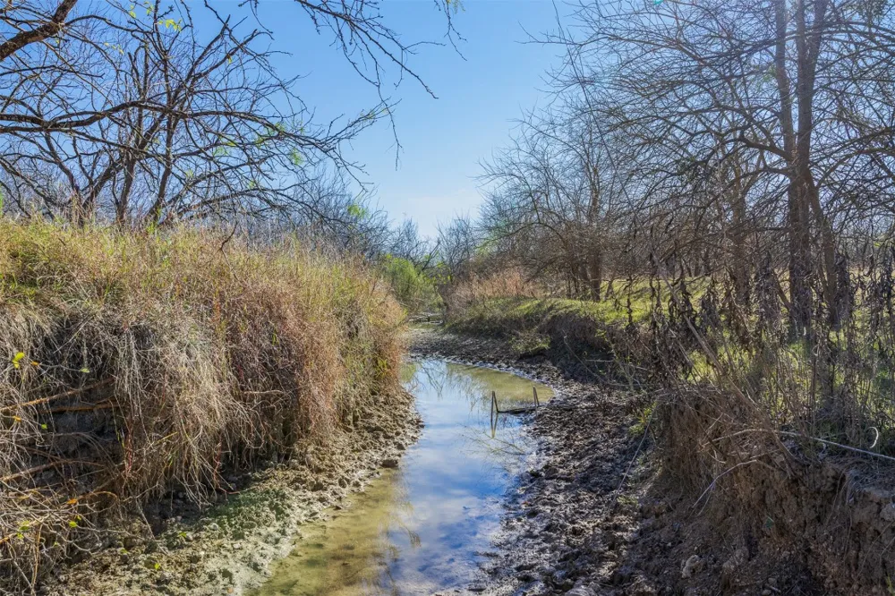 5225 FM 2001 Buda, TX 78610