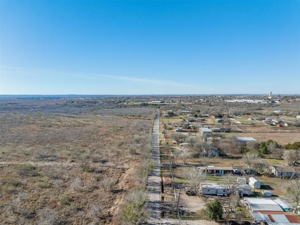 5225 FM 2001 Buda, TX 78610
