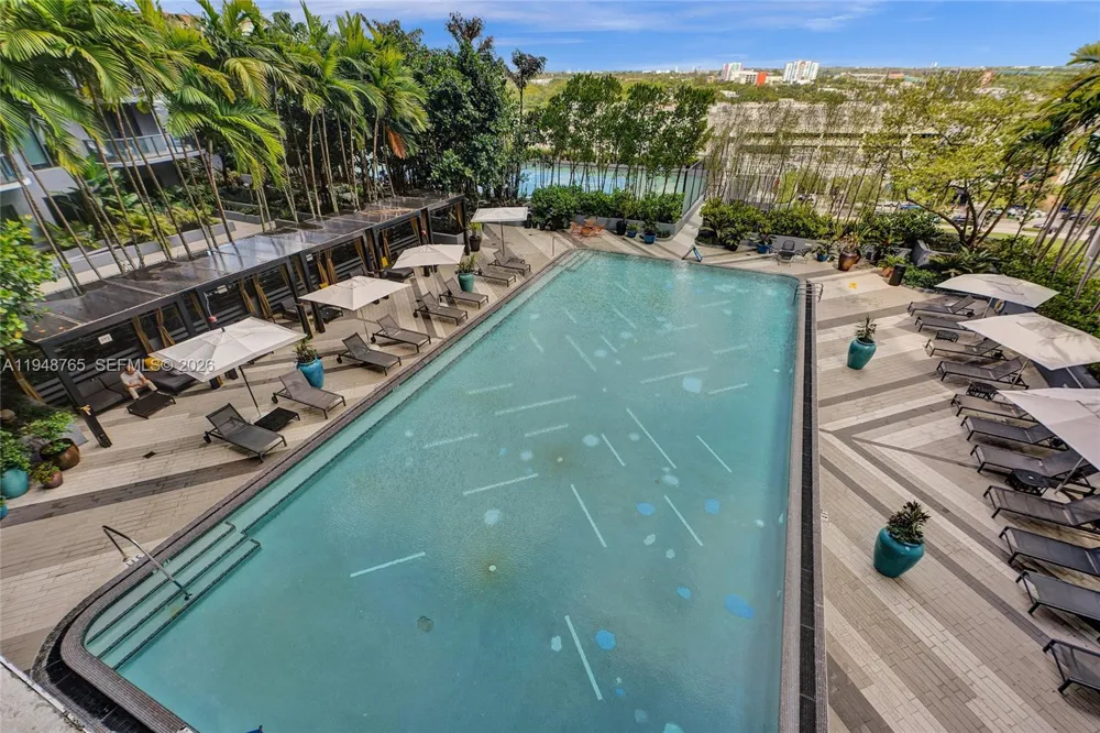 121 NE 34th St #910 Miami, FL 33137