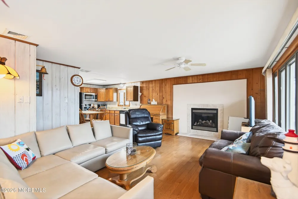 4 Rona Lane Beach Haven West, NJ 08050