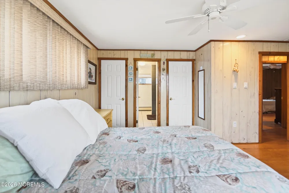 4 Rona Lane Beach Haven West, NJ 08050