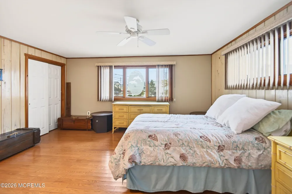 4 Rona Lane Beach Haven West, NJ 08050