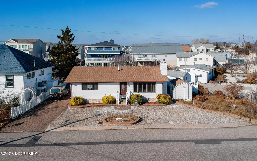 4 Rona Lane Beach Haven West, NJ 08050