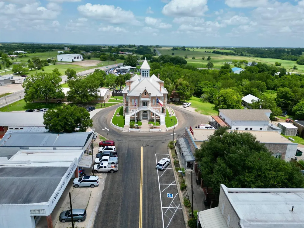 224 W Buffington Avenue Anderson, TX 77830