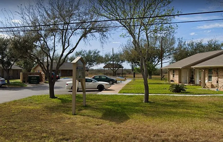 711 Sigrid Avenue Hebbronville, TX 78361
