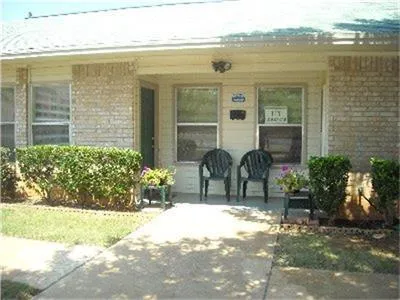 500 Cross Creek Dilley, TX 78017