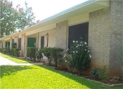 500 Cross Creek Dilley, TX 78017