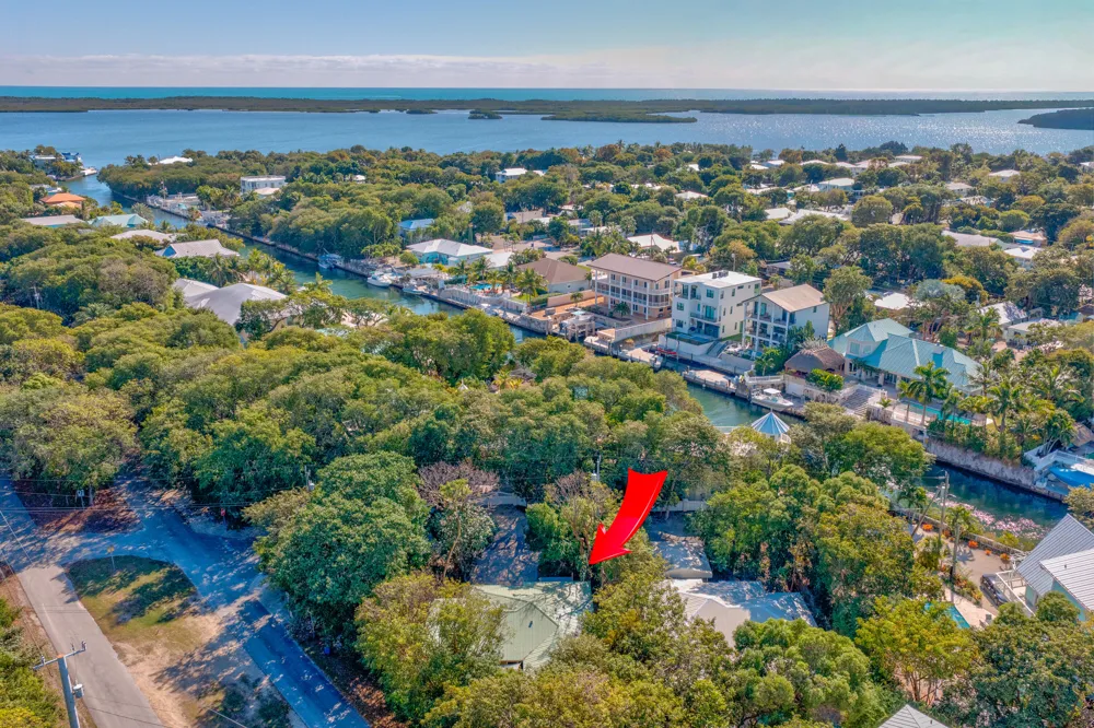 33 Blue Runner Street