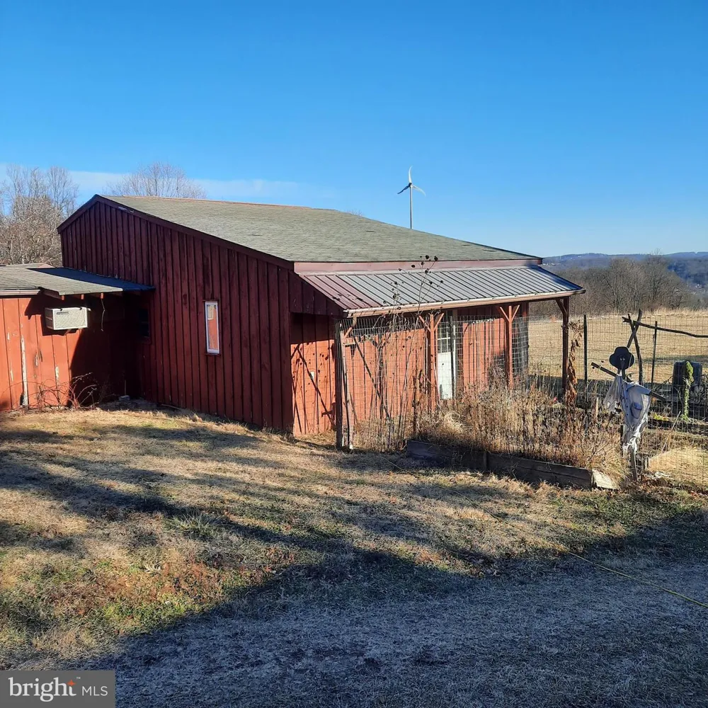 408 KINTNER ROAD Kintnersville, PA 18930