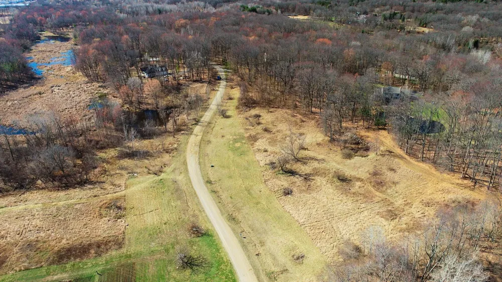 1922 Percy Lane Highland, MI 48357