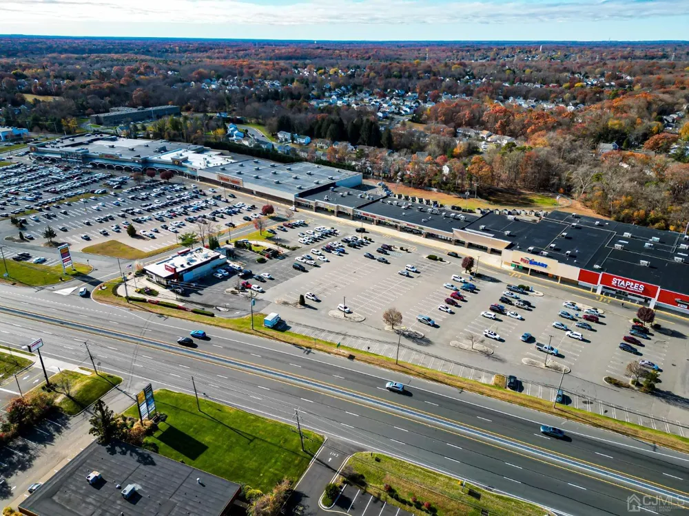 9 US Highway 9 Howell, NJ 08831