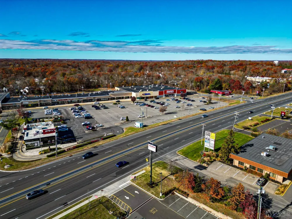 9 US Highway 9 Howell, NJ 08831