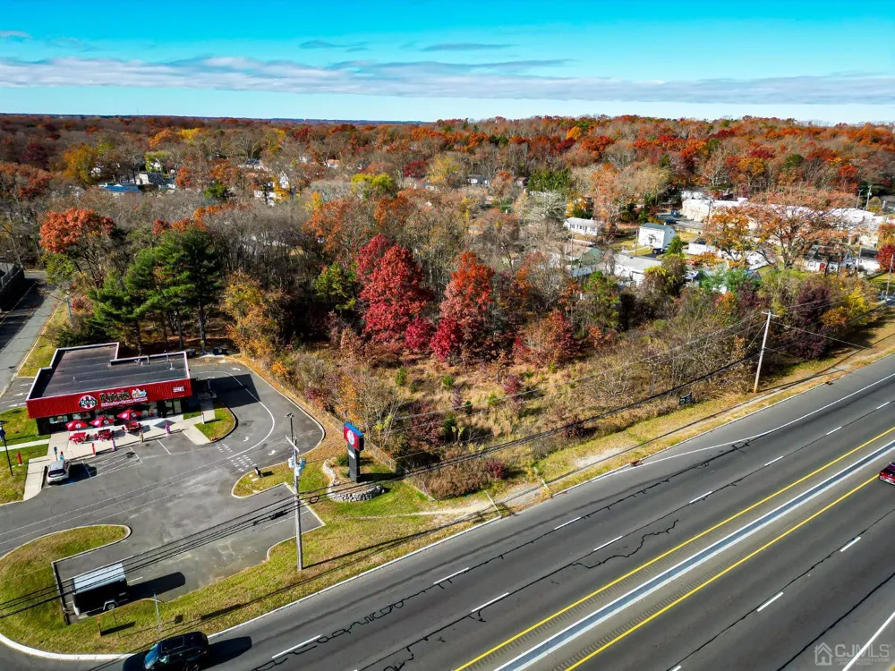 9 US Highway 9 Howell, NJ 08831