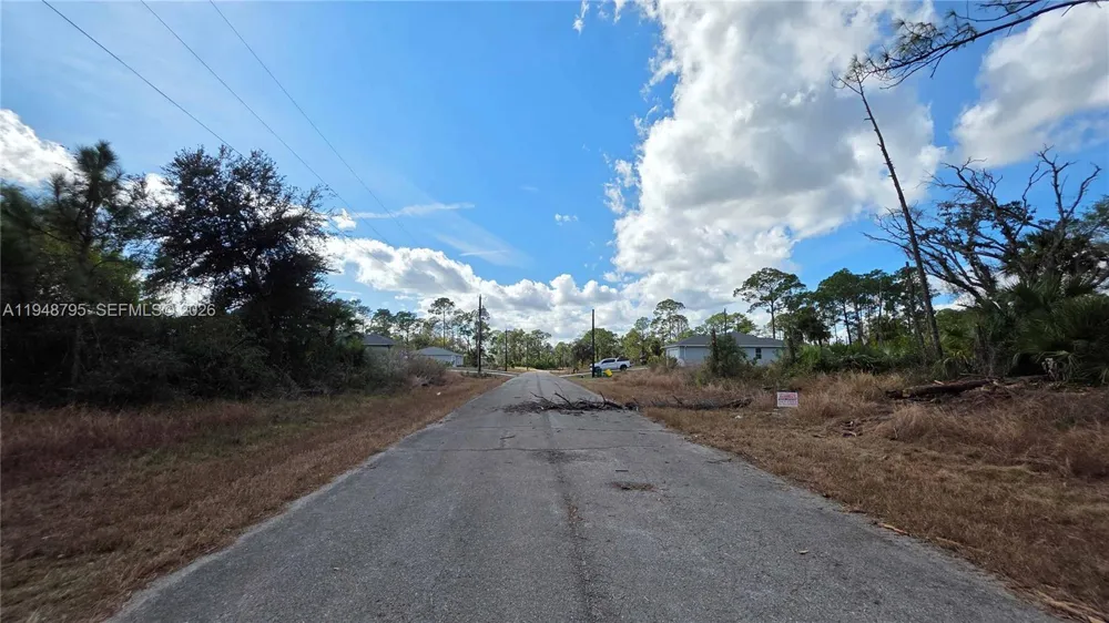 315 Ivanhoe Ave La Belle, FL 33935