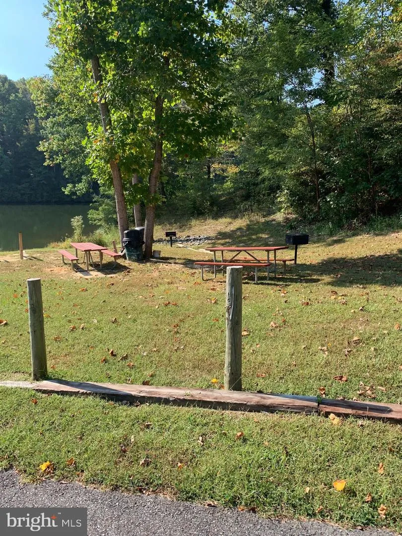 BAY POINTE DRIVE Montross, VA 22520