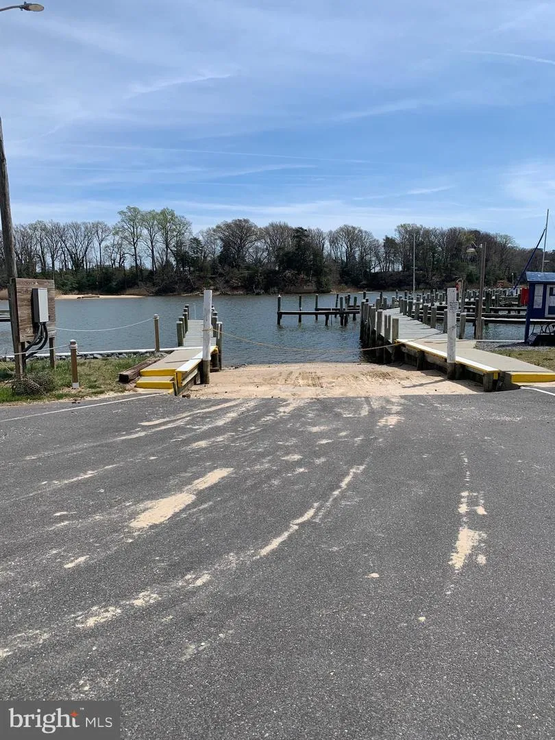 BAY POINTE DRIVE Montross, VA 22520