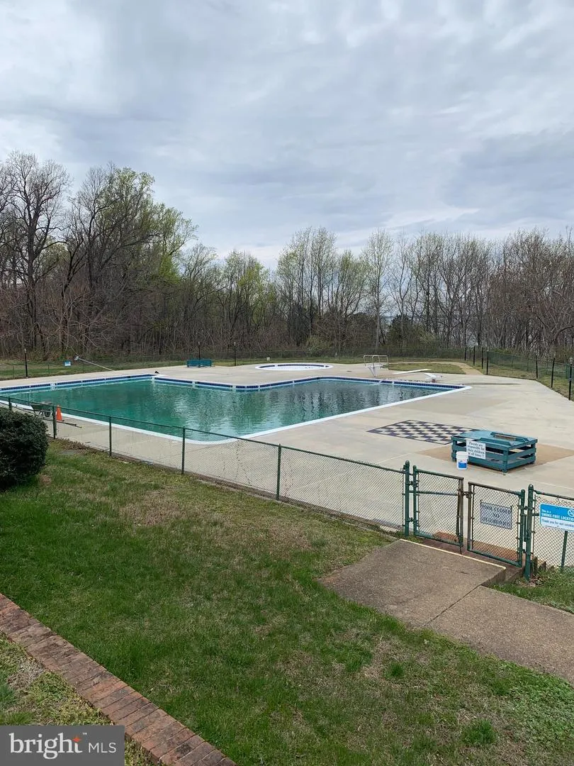 BAY POINTE DRIVE Montross, VA 22520