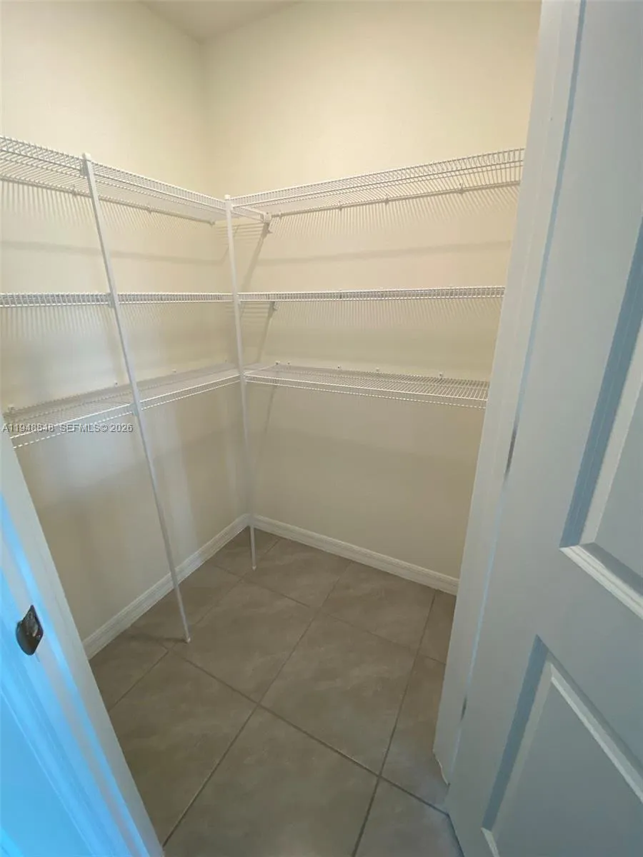 8864 SW 49th CIRCLE ocala, FL 34476