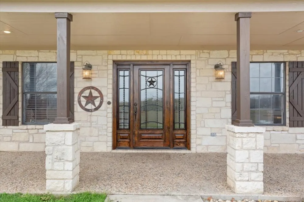 8600 Five Wells Road Rogers, TX 76569