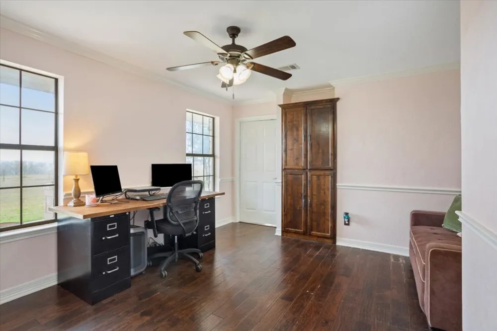 8600 Five Wells Road Rogers, TX 76569