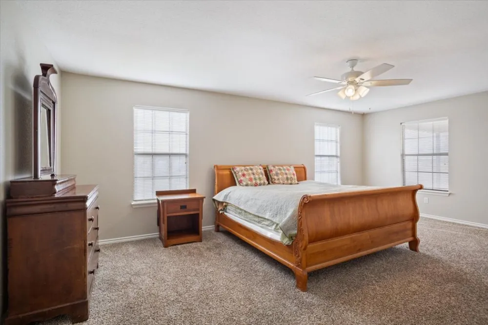 8600 Five Wells Road Rogers, TX 76569