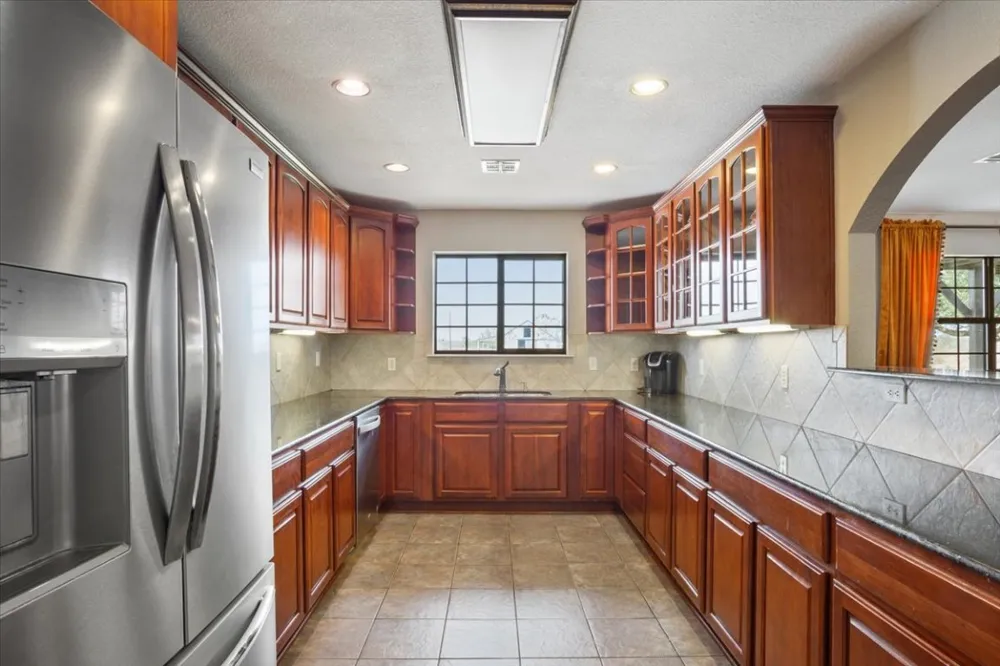 8600 Five Wells Road Rogers, TX 76569