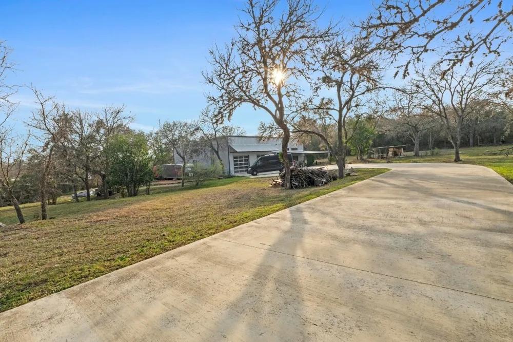12302 Bethel Church Road Manchaca, TX 78652