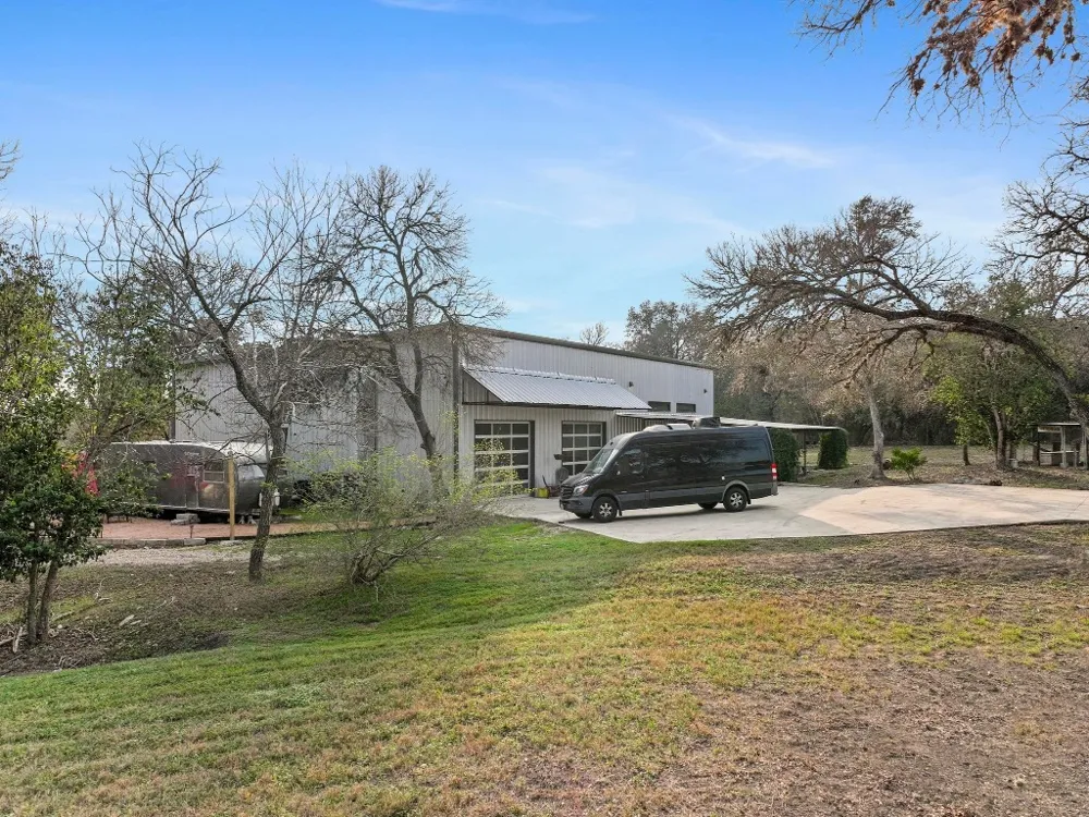 12302 Bethel Church Road Manchaca, TX 78652