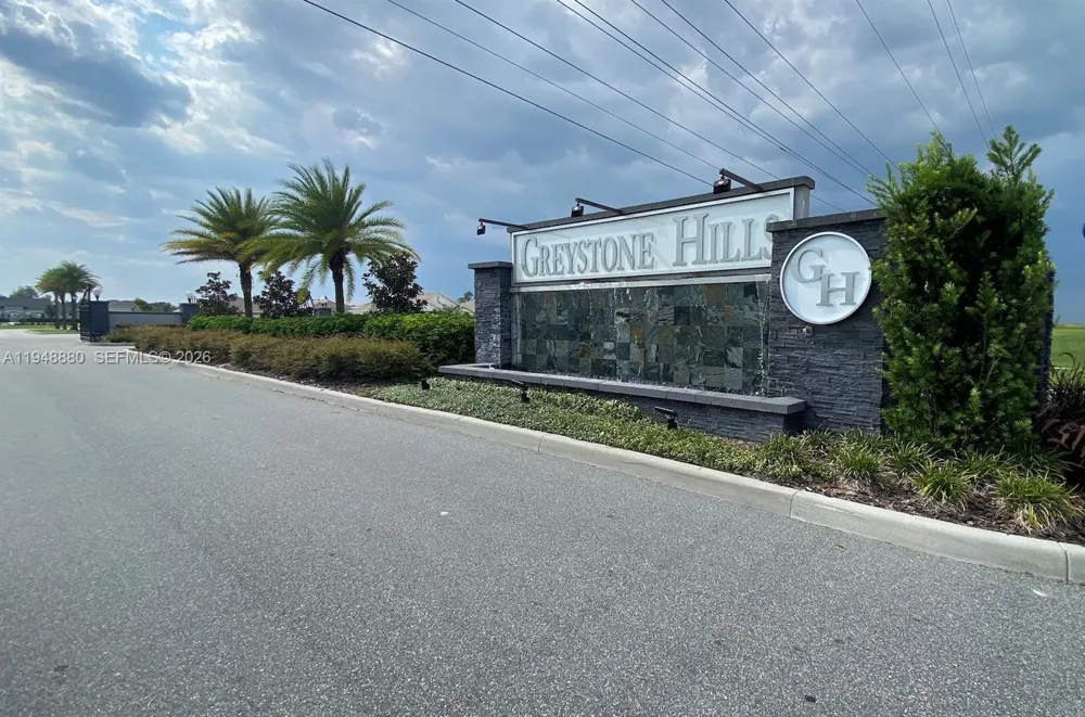 4961 SW 88 PL ocala, FL 34476