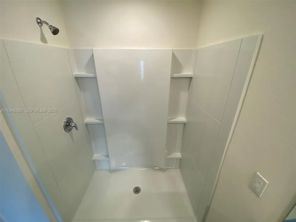 4961 SW 88 PL ocala, FL 34476