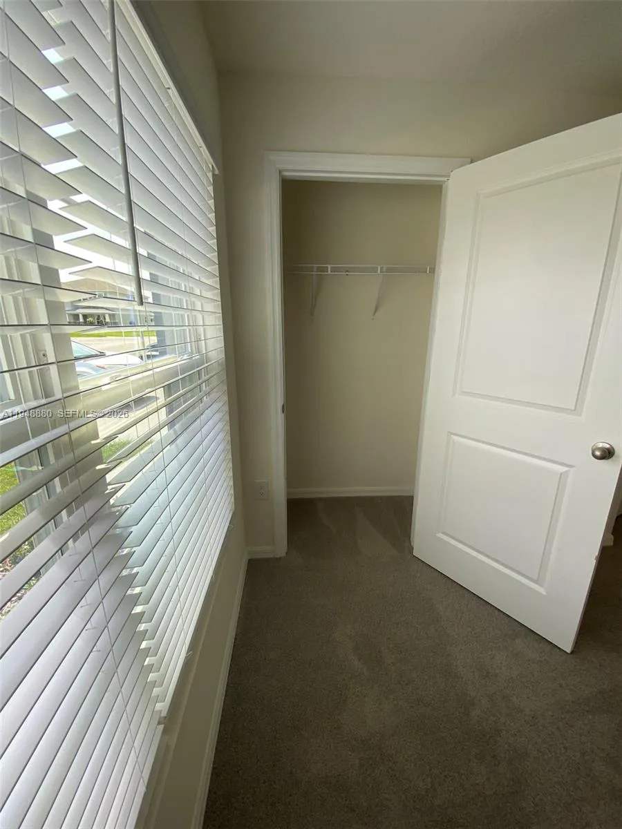 4961 SW 88 PL ocala, FL 34476