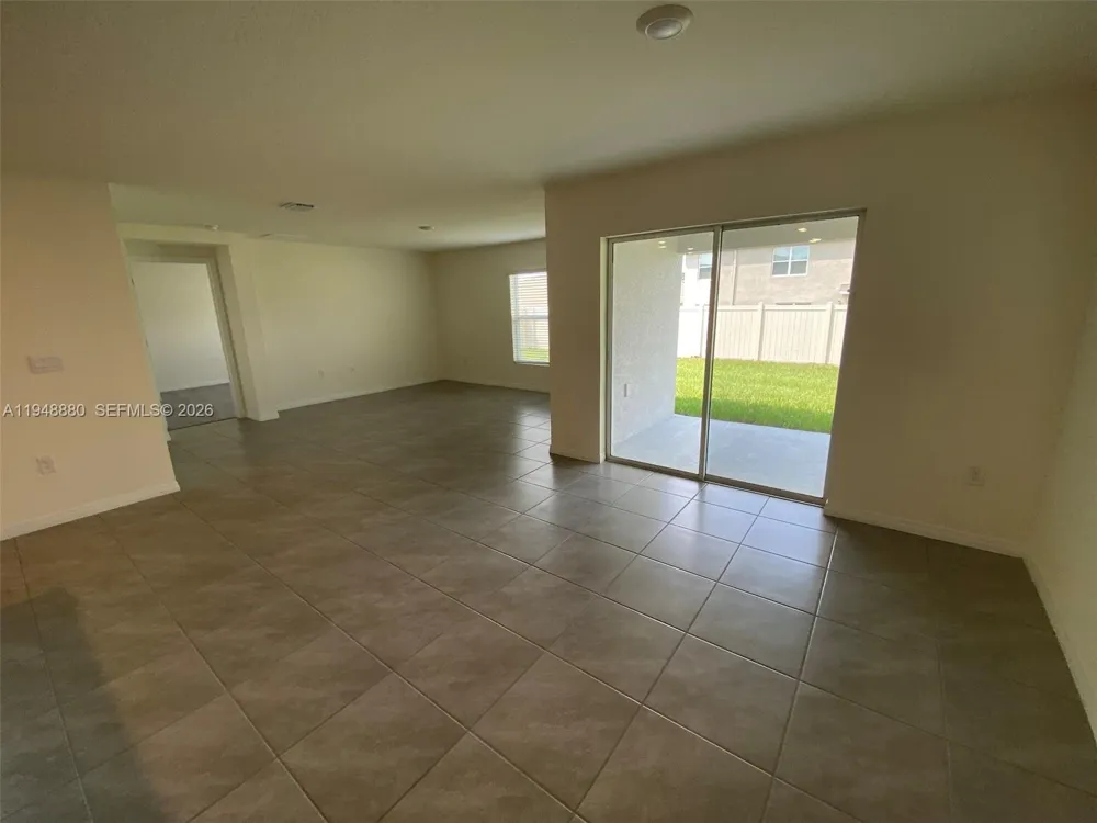 4961 SW 88 PL ocala, FL 34476