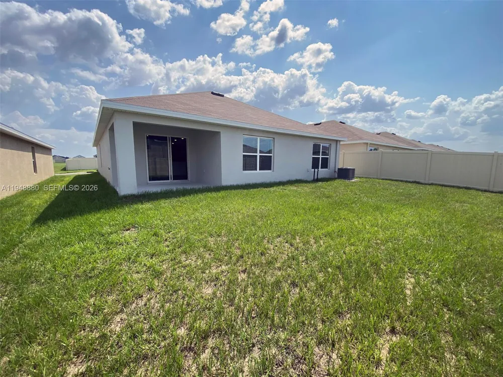 4961 SW 88 PL ocala, FL 34476