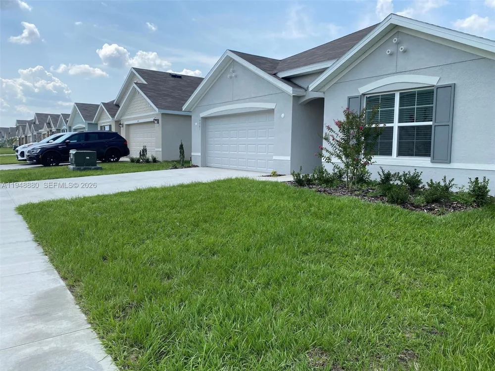 4961 SW 88 PL ocala, FL 34476
