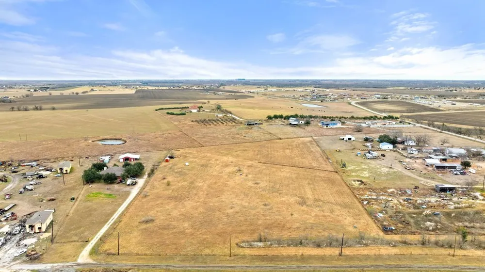 20646 Cameron Road Coupland, TX 78615