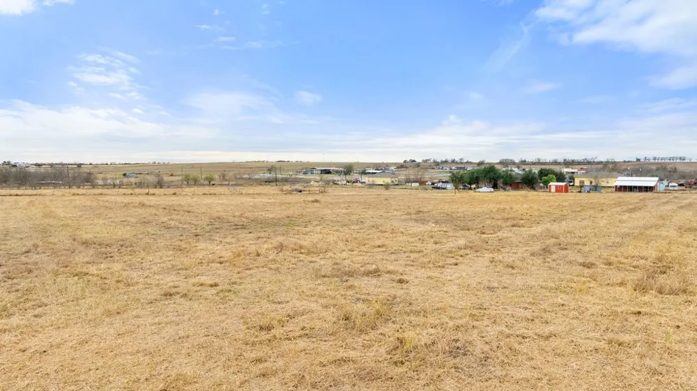 20646 Cameron Road Coupland, TX 78615