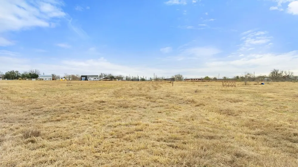 20646 Cameron Road Coupland, TX 78615